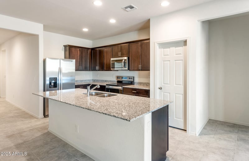 25462 Chipman Rd, Buckeye, AZ 85326