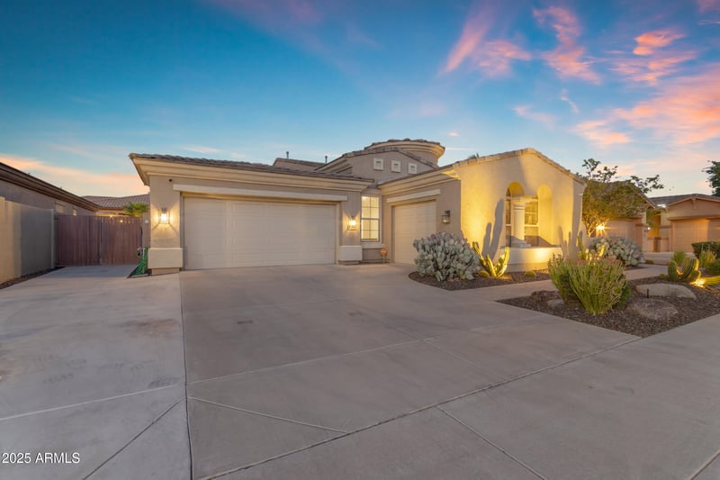 2547 Santa Rita Way, Chandler, AZ 85286