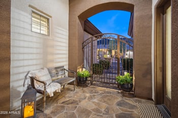 2547 Princeville Dr, Anthem, AZ 85086
