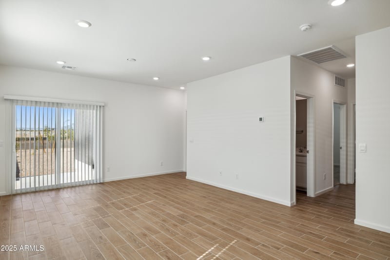 25470 Fraktur Rd, Buckeye, AZ 85326