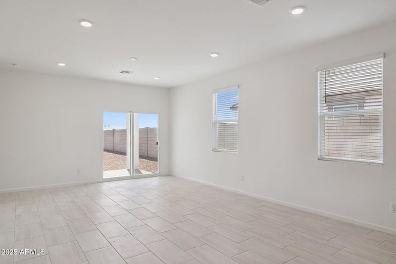 25471 Fraktur Rd, Buckeye, AZ 85326