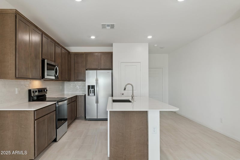 25471 Fraktur Rd, Buckeye, AZ 85326