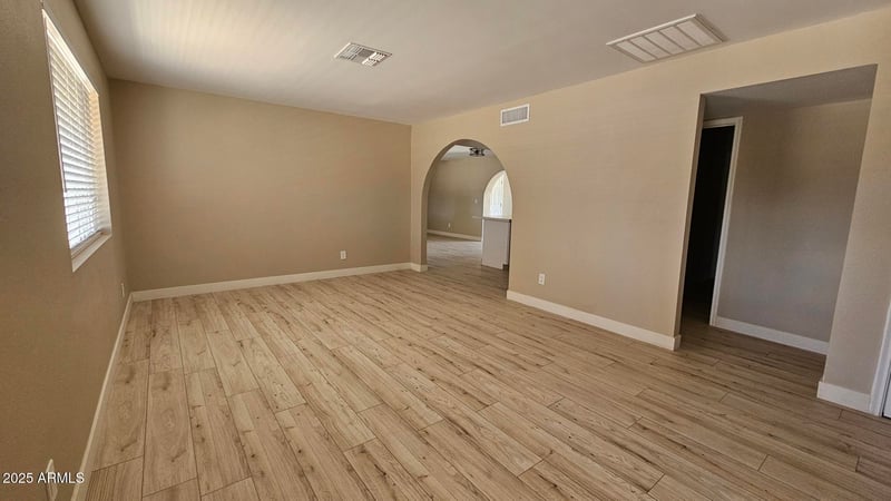 2548 Encanto St, Mesa, AZ 85213