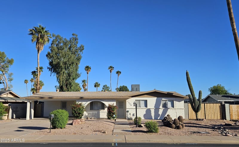 2548 Encanto St, Mesa, AZ 85213
