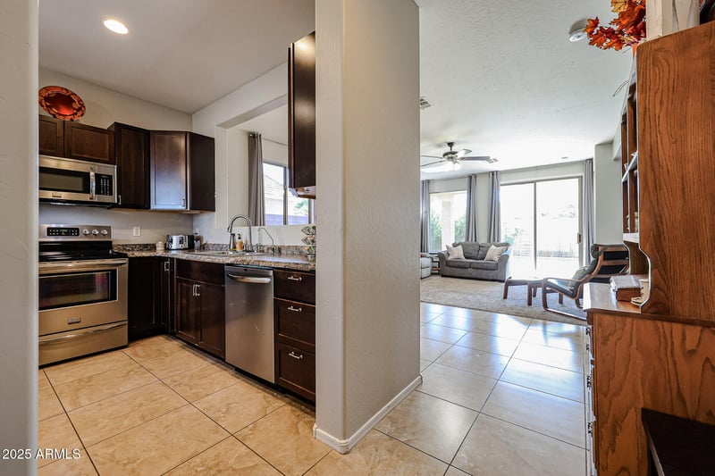 2549 Sunnyvale Ave, Gilbert, AZ 85295
