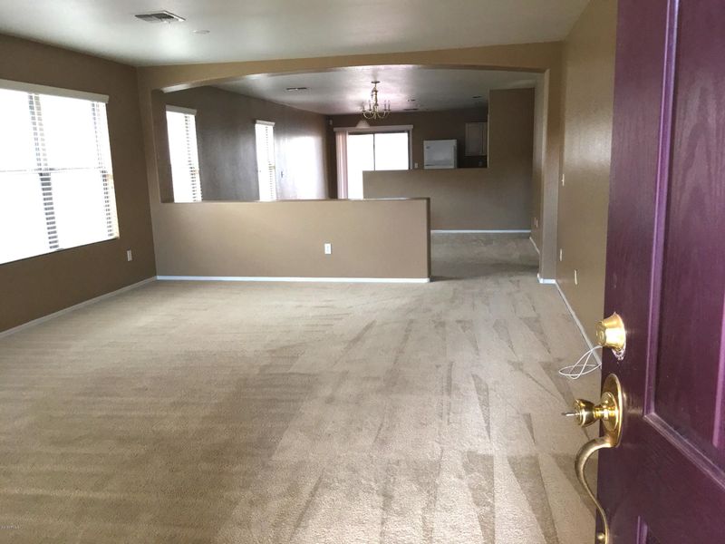2549 W Mobile Ln, Phoenix, AZ 85041