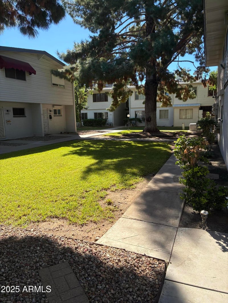 2549 W Rose Ln #A223, Phoenix, AZ 85017