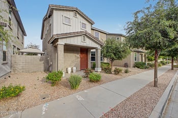 255 69th Pl, Mesa, AZ 85207