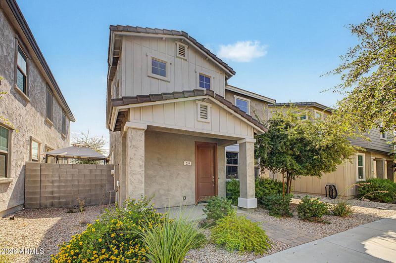 255 69th Pl, Mesa, AZ 85207