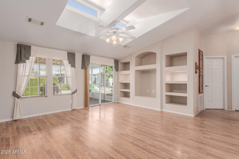 2550 Ellsworth Rd #366, Mesa, AZ 85209
