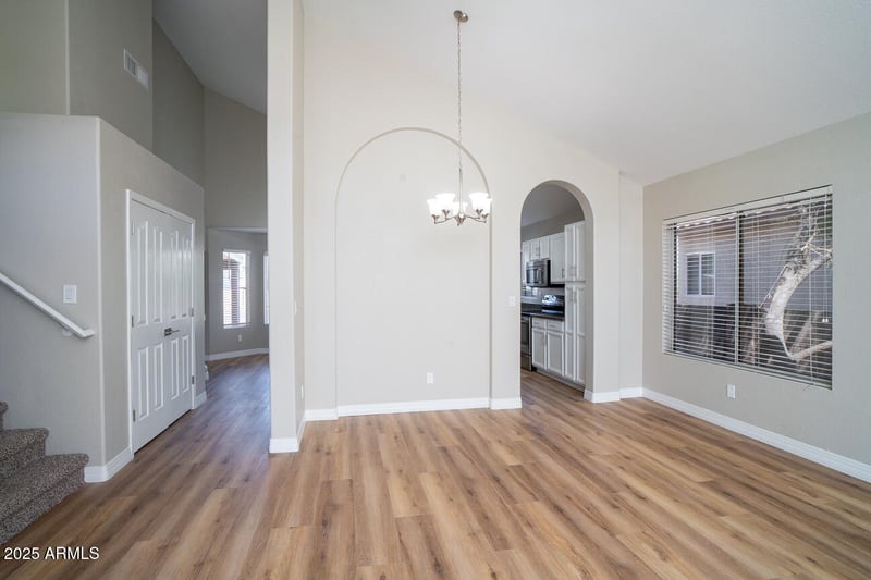 2550 Taro Ln, Phoenix, AZ 85050