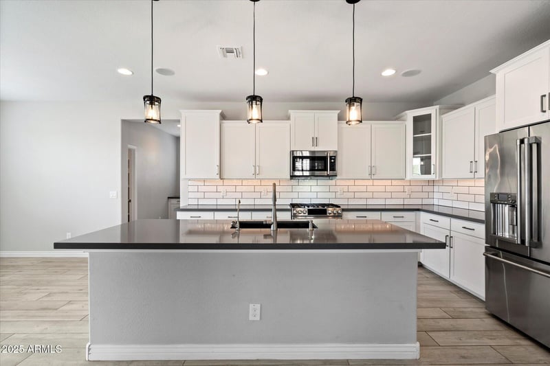 25509 140th Dr, Surprise, AZ 85387
