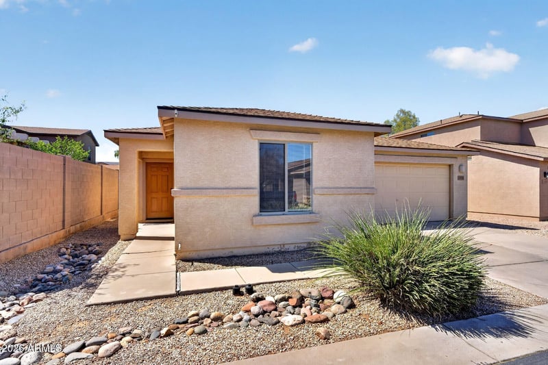 2551 E Meadow Chase Dr, San Tan Valley, AZ 85140