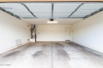 2551 Grenadine Rd, Phoenix, AZ 85041