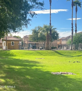 2551 N 73rd Dr, Phoenix, AZ 85035