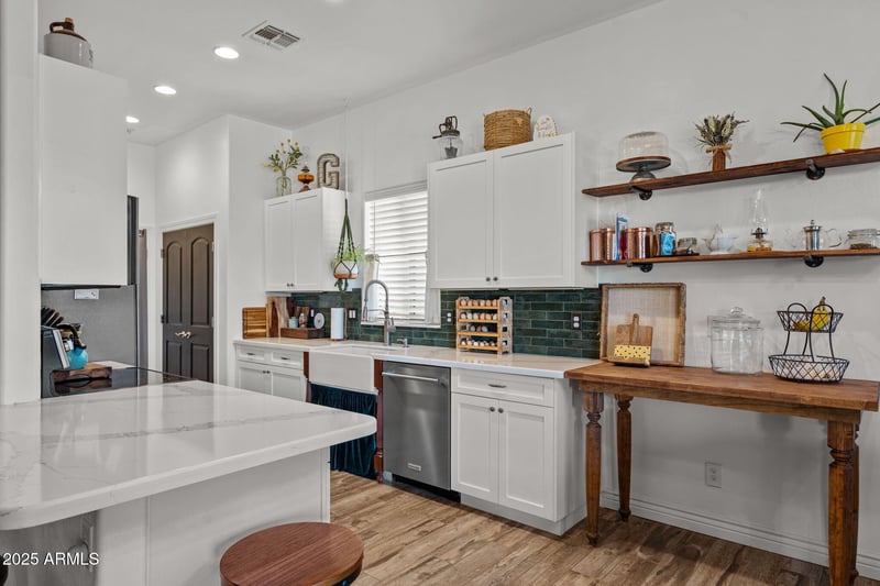 25516 Hunter Dr, Wittmann, AZ 85361