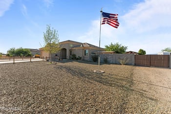 25516 Hunter Dr, Wittmann, AZ 85361