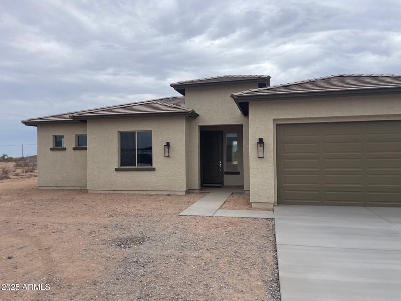 25519 Brookhart Way, Wittmann, AZ 85361