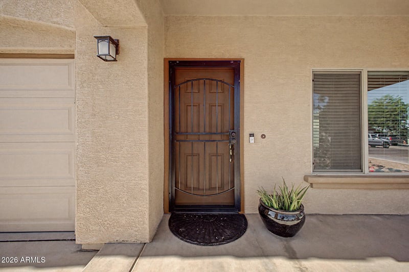 2552 E Atlanta Ave, Phoenix, AZ 85040