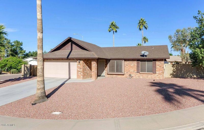 2552 E Diamond Cir, Mesa, AZ 85204