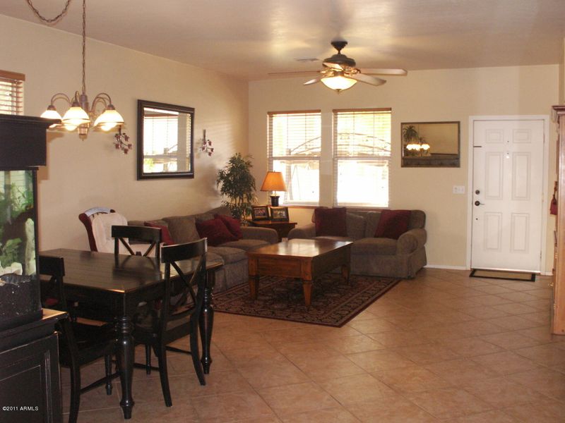 2552 E Los Alamos St, Gilbert, AZ 85295