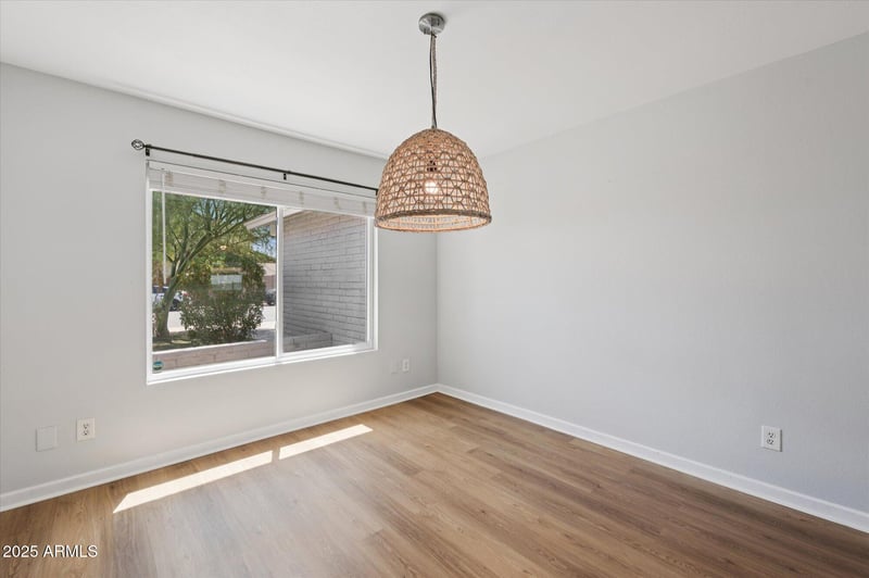 2552 Kiva Ave, Mesa, AZ 85202