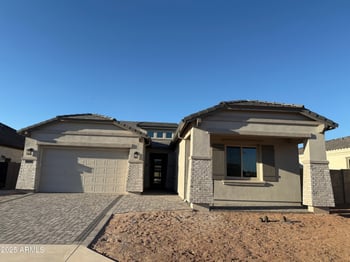 2552 Russell St, Mesa, AZ 85213