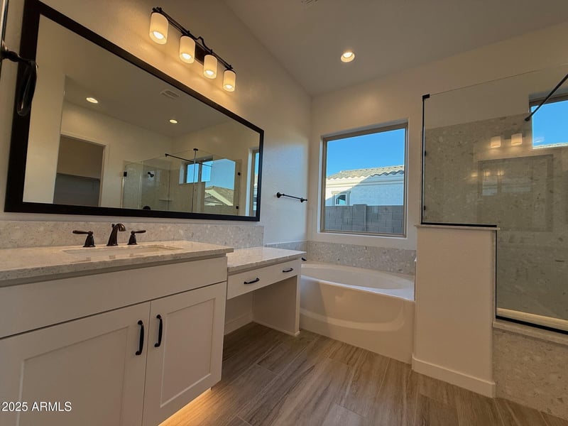2552 Russell St, Mesa, AZ 85213