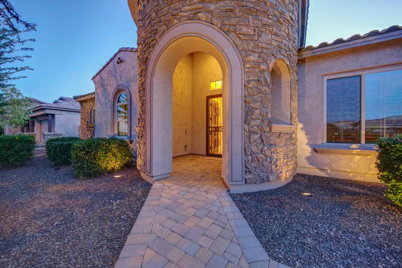 2552 S Heritage Dr, Gilbert, AZ 85295