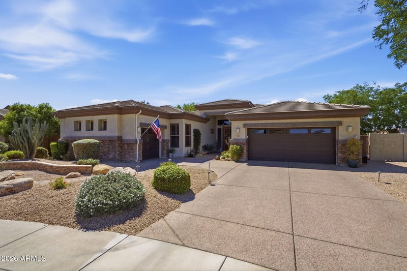 2552 Jacob St, Gilbert, AZ 85295