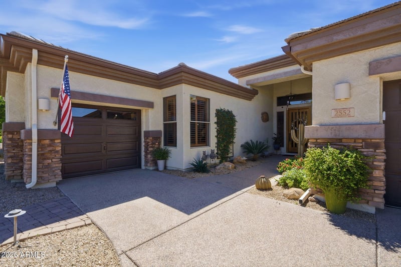 2552 Jacob St, Gilbert, AZ 85295