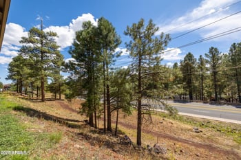 2553 Cripple Creek Dr, Flagstaff, AZ 86001
