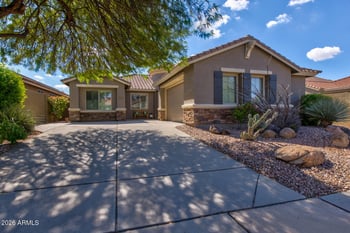 2553 W Coyote Creek Dr, Phoenix, AZ 85086