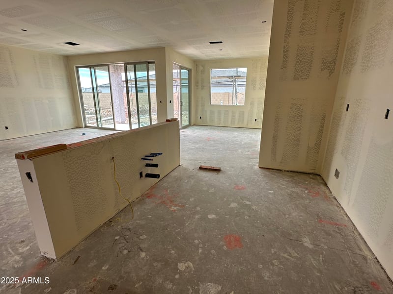 25538 75th Ln, Peoria, AZ 85383