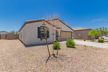 25539 Gwen St, Buckeye, AZ 85326