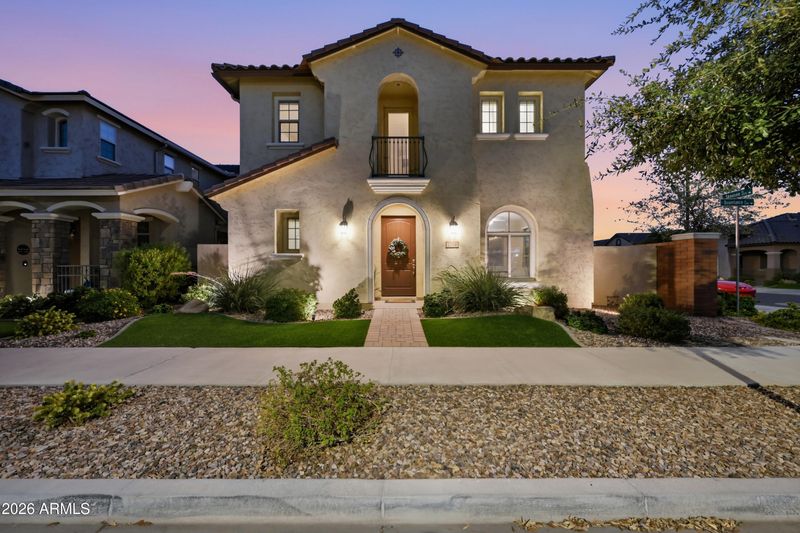 2554 S Quaintance St, Gilbert, AZ 85295