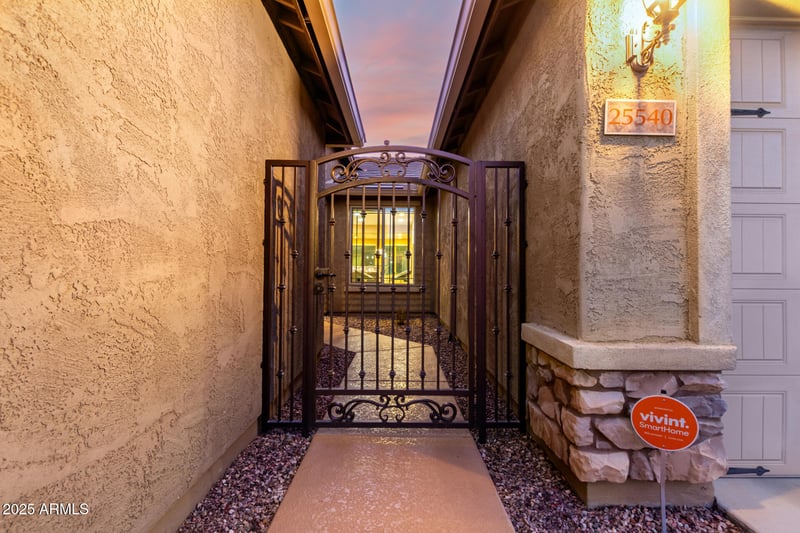 25540 103rd Dr, Peoria, AZ 85383
