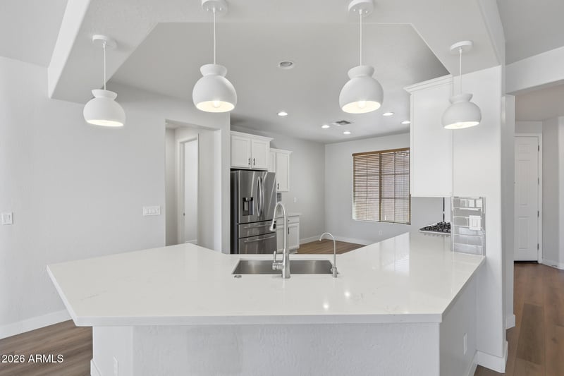 25548 104th Dr, Peoria, AZ 85383