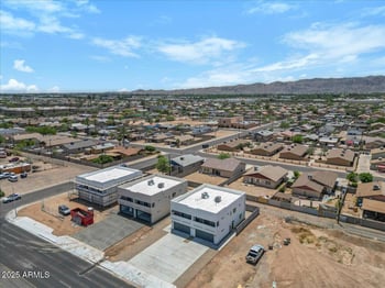 2555 E Broadway Rd, Phoenix, AZ 85040