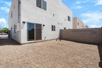 2555 E Broadway Rd, Phoenix, AZ 85040