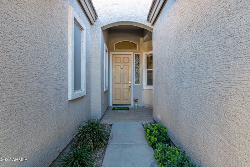 2555 E Estrella St, Gilbert, AZ 85296