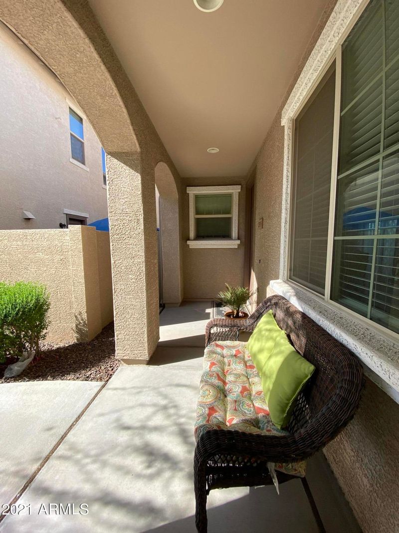 2555 N 73rd Dr, Phoenix, AZ 85035