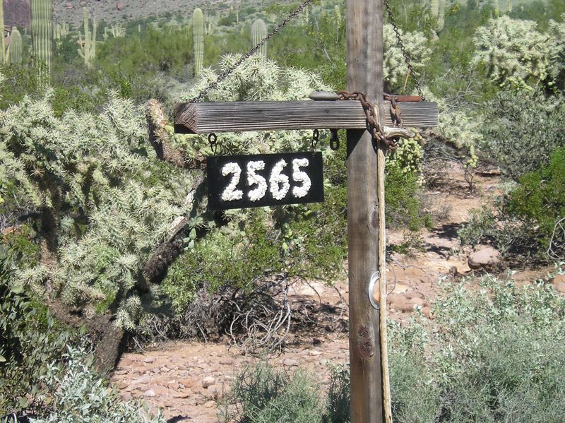 2555 N Charlebois Rd #B, Apache Junction, AZ 85119