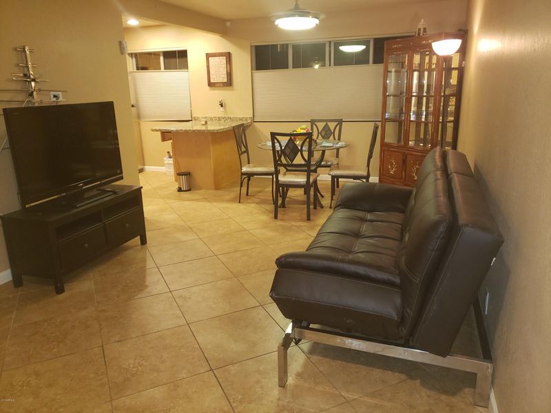 2555 W Rose Ln #A106, Phoenix, AZ 85017