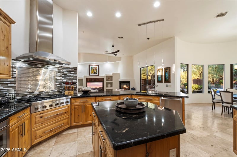 25555 Wrangler Rd, Scottsdale, AZ 85255