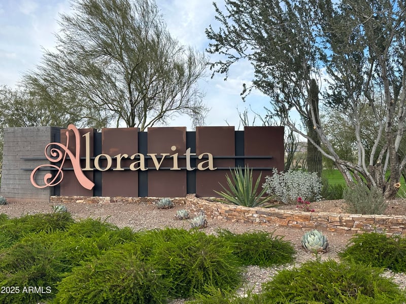 25556 75th Ln, Peoria, AZ 85383