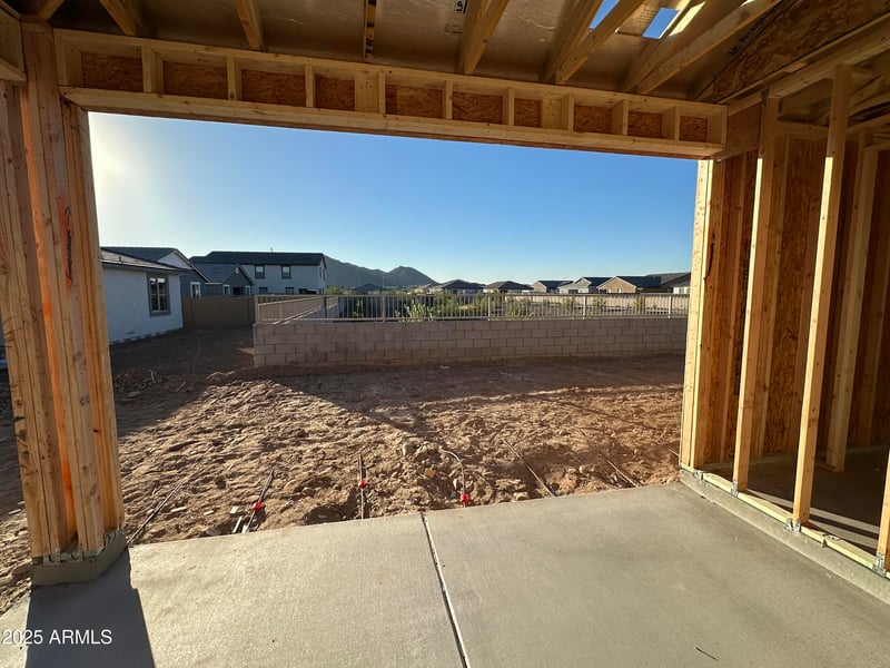 25556 75th Ln, Peoria, AZ 85383