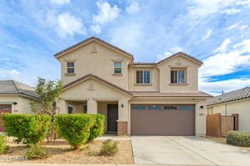 25563 142nd Ave, Surprise, AZ 85387