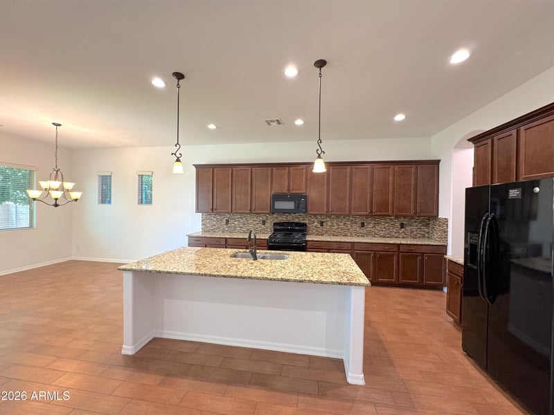 2557 E Orleans Dr, Gilbert, AZ 85298