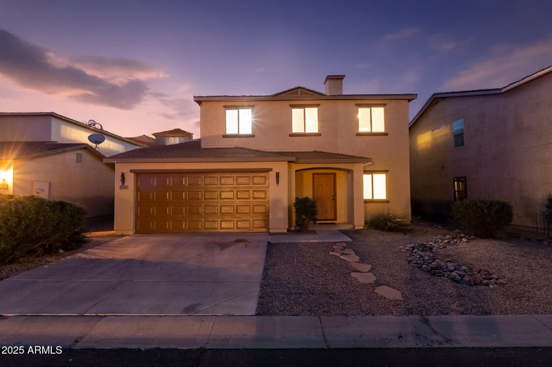 2557 Meadow Creek Way, San Tan Valley, AZ 85140